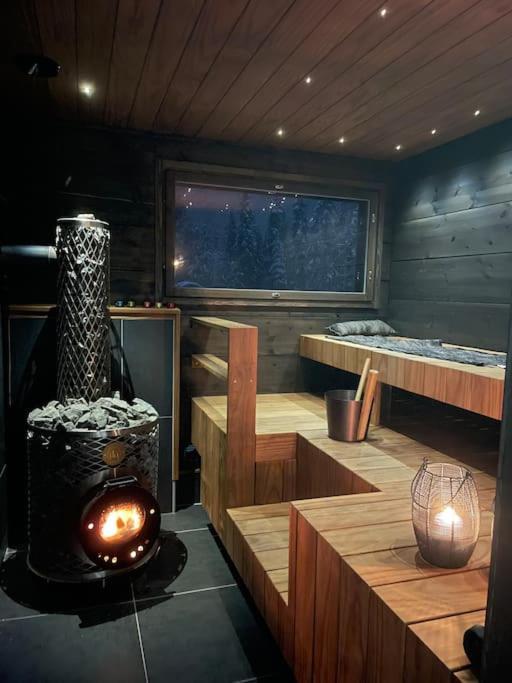 Log House With Sauna&jacuzzi! * Rovaniemi