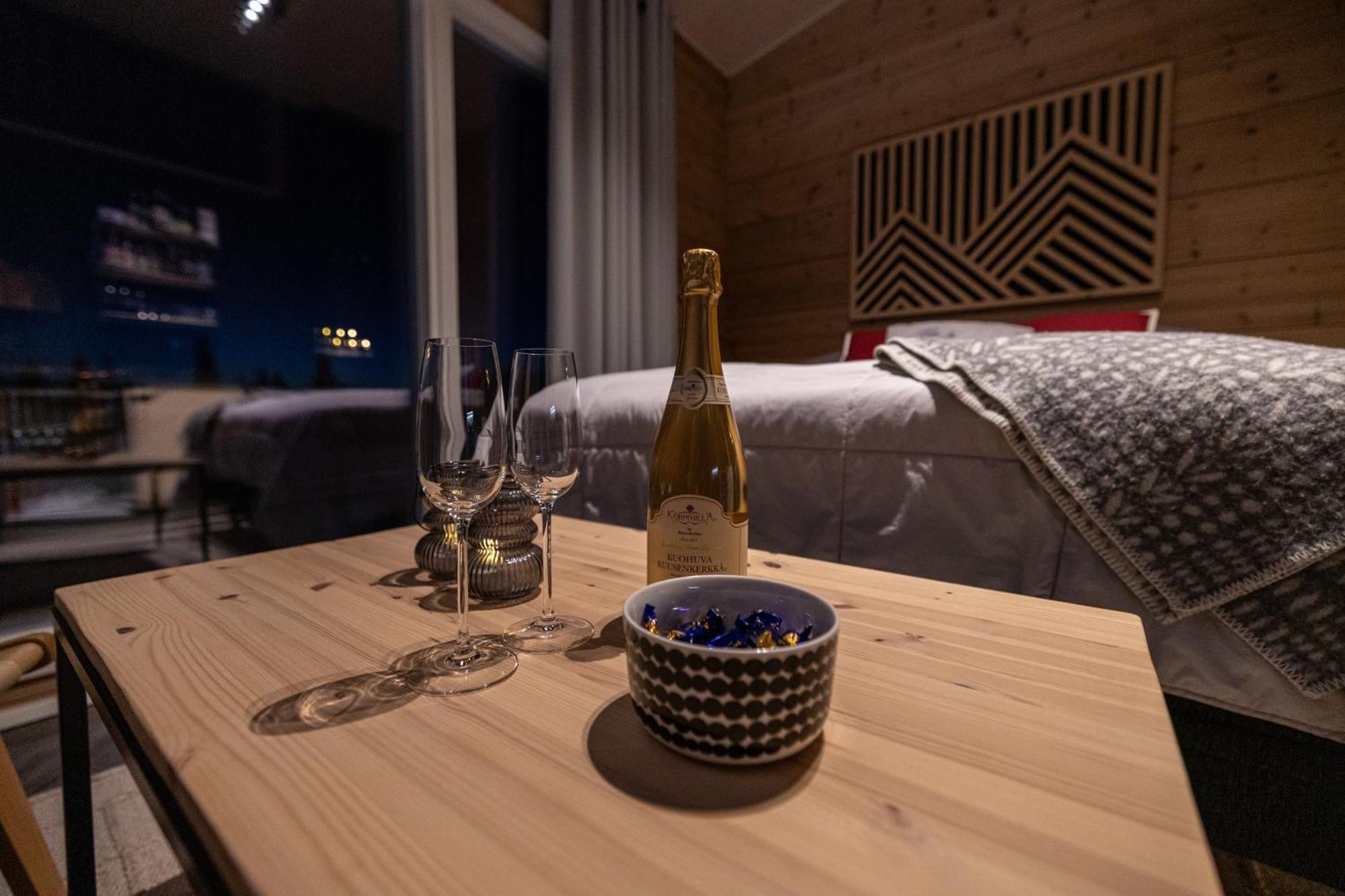Apartment Log House With Sauna&jacuzzi! Rovaniemi