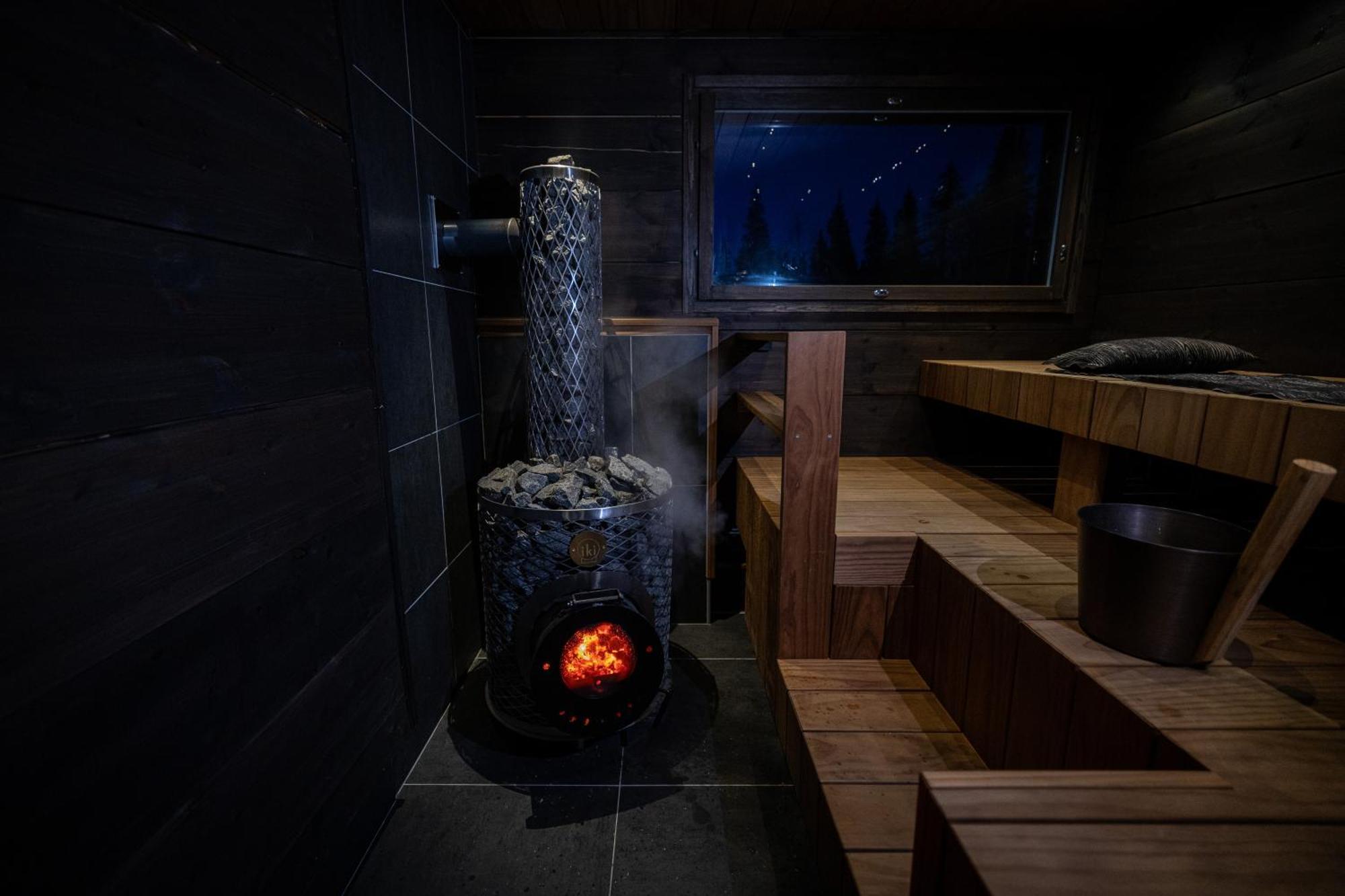 Log House With Sauna&jacuzzi! * Rovaniemi